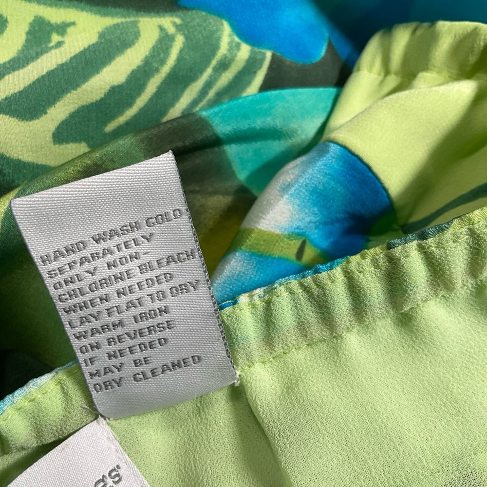 Soft Surroundings 100% silk Green and Blue Floral Maxi Skirt tropical petite XL - Picture 7 of 7
